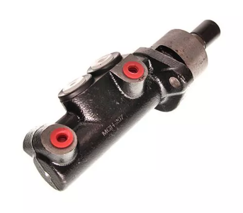 MAXGEAR Brake Master Cylinder (41-0019)